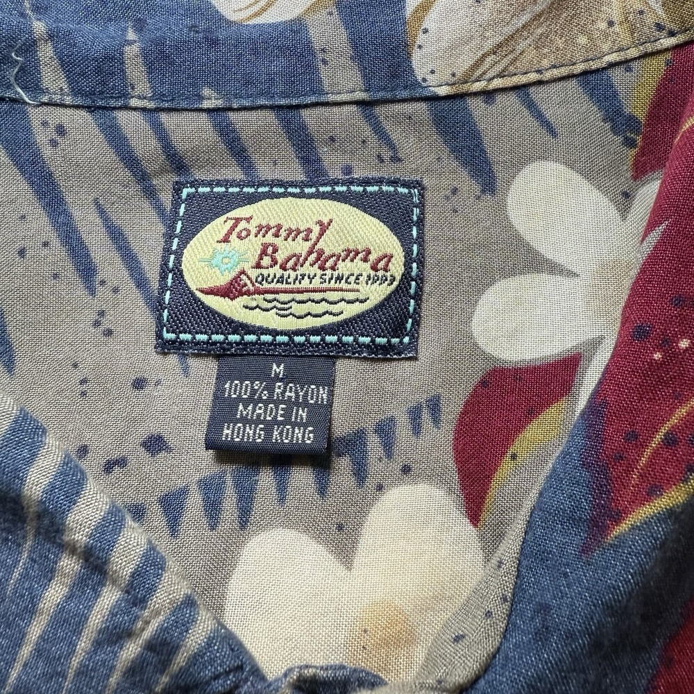 Tommy Bahama Floral Shirt Men's M Rayon Hibiscus Hawaiian Button Up Short Sleeve - Picture 4 of 8